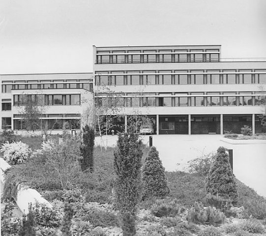 1985-Schulhaus