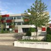Westbau Eingang1